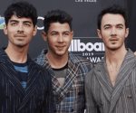 Jonas Brothers pospone conciertos en México; Nick tiene influenza