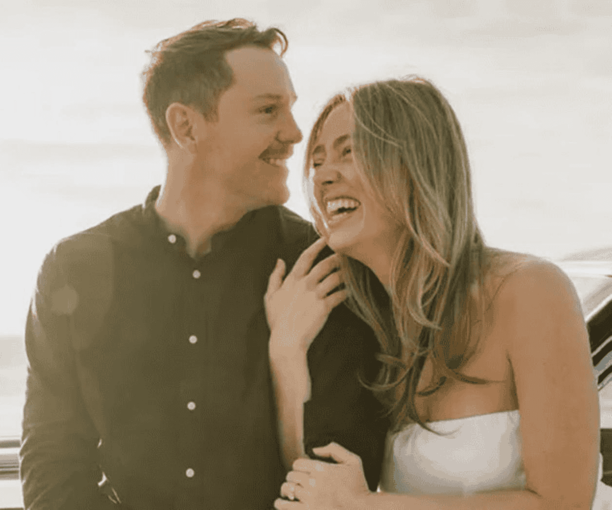 Uno de los surfistas asesinados en BC se iba a casar en agosto