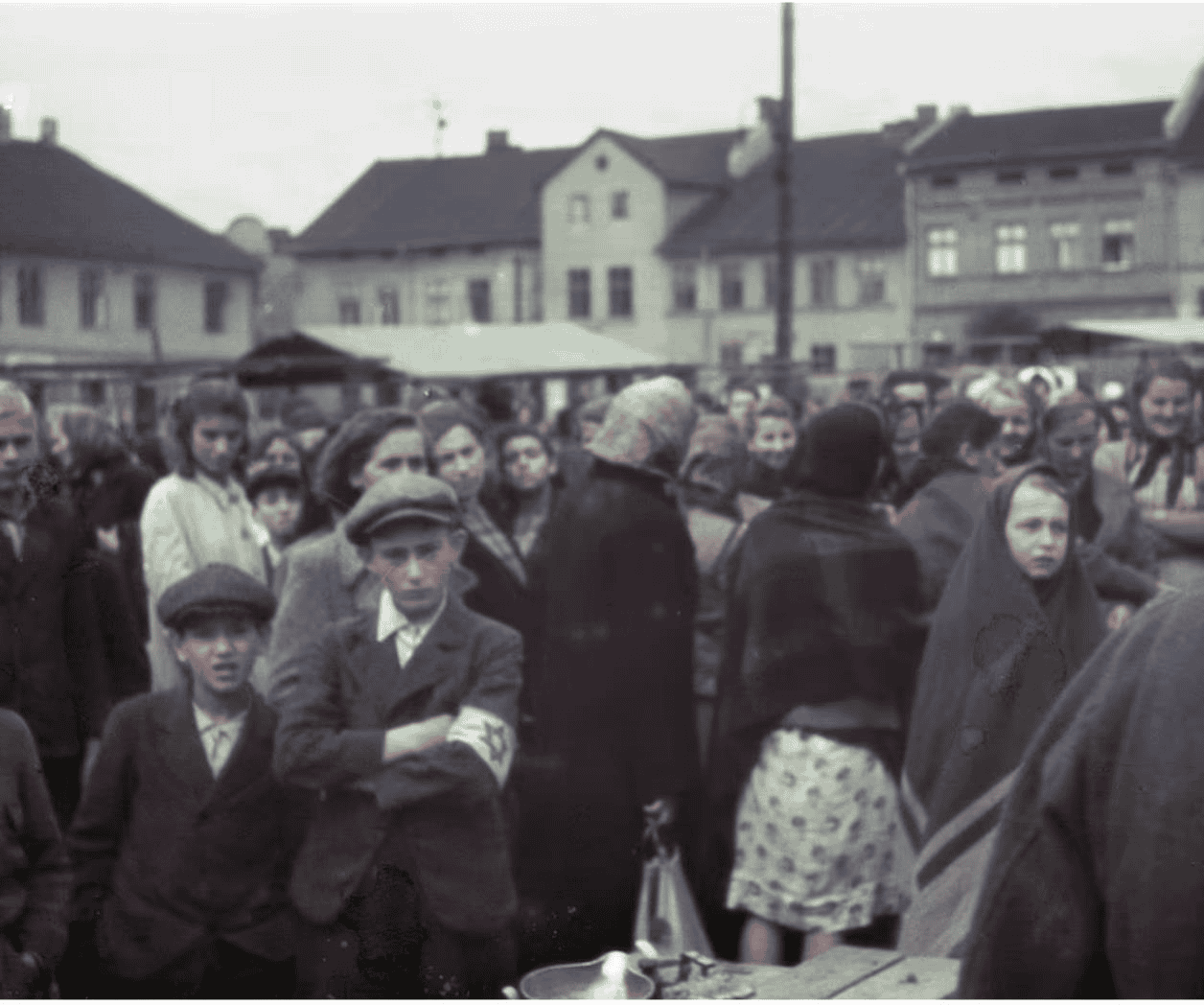 Auschwitz antes de Auschwitz: fotos inéditas muestran a la comunidad judía al borde del Holocausto
