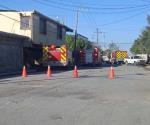 Controlan incendio que amenazaba consumir negocio