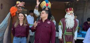 Celebra Humberto Prieto Herrera el día de Reyes Magos con familias de Reynosa