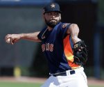 José Urquidy firma contrato de un año con los Detroit Tigers