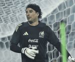Guillermo Ochoa adelanta la fecha de su retiro