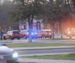 Pozo de mantenimiento: Explota ducto en la Universidad de Texas
