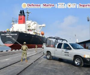 Inicia FGR acciones contra agencias aduanales por buque cargado de diésel importado en forma ilegal