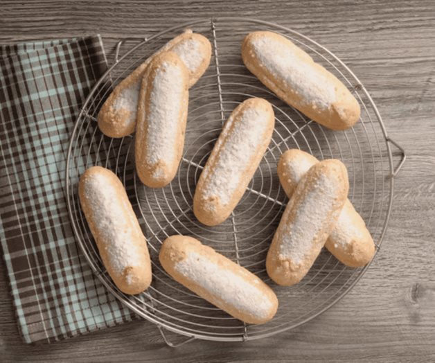 Bizcochos de soletilla: historia, usos y receta de un dulce nacido para absorber Bizcochos de soletilla: historia, usos y receta de un dulce nacido para absorber