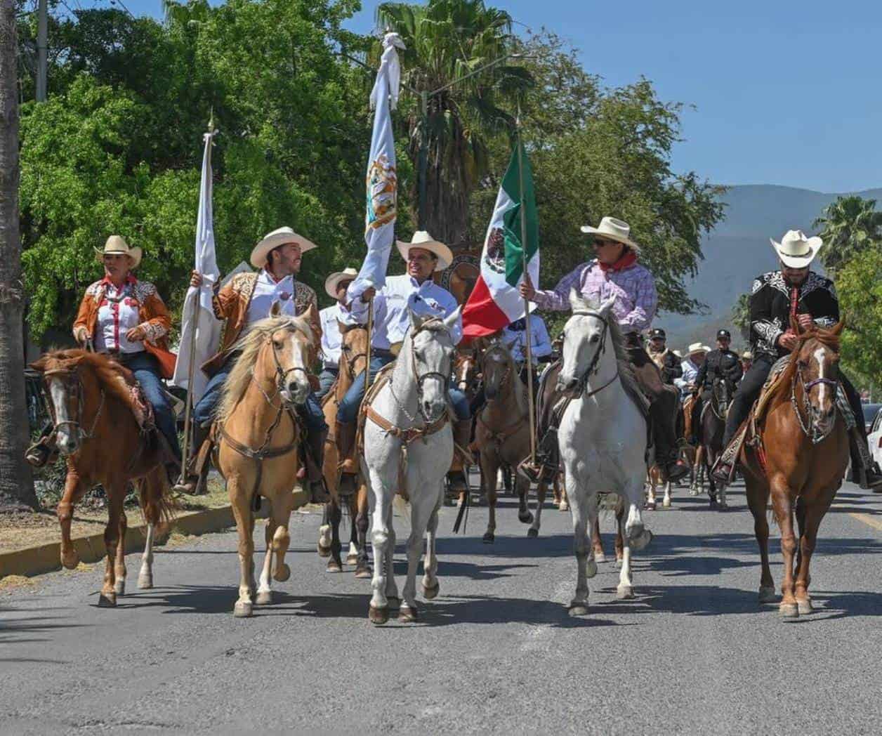 Cabalgata Bicentenario en Victoria, Tamaulipas
