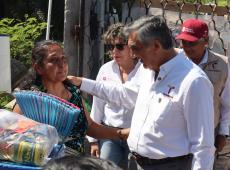 Reynosa |Entrevista del gobernador Américo Villarreal en la colonia Juan Escutia
