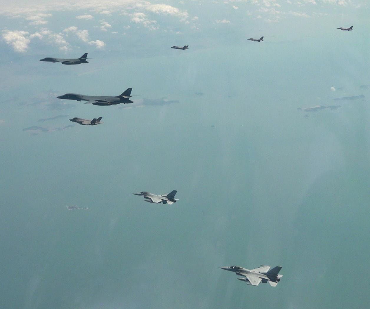 Tensión entre Corea del Norte y Estados Unidos por maniobras militares