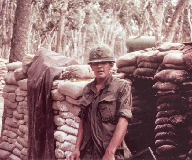 Historias conmovedoras de veteranos y activismo post Guerra de Vietnam Historias conmovedoras de veteranos y activismo post Guerra de Vietnam