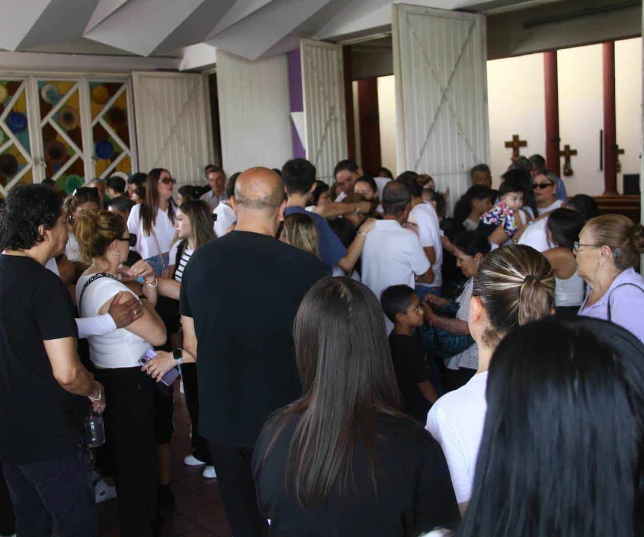 Despiden a Valeria: no era mala ni mundana