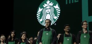 Se declaran en huelga baristas de Starbucks