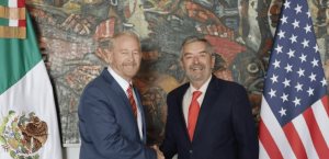 Se reúne Canciller De la Fuente con nuevo Embajador de EU
