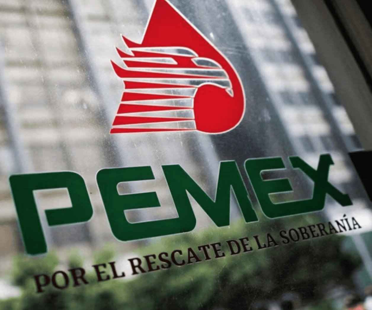 Pemex destaca avance en combate anticorrupción pese a problemas