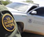 Agentes de Patrulla Fronteriza rescatan a una persona en el río