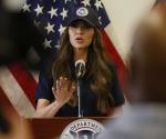 Hospitalizan a Noem,  la secretaria del DHS