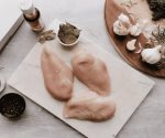 Cómo darle sabor a las pechugas de pollo