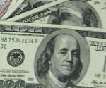 Caída histórica del dólar en 2025 sorprende a mercados financieros