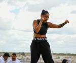Mariana Juárez #LaBarby, ex campeona mundial de box, se encuentra en #Reynosa para realizar un entrenamiento en el Centro de Alto Rendimiento y posteriormente dará una plática motivacional.