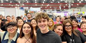 Convive con sus fans