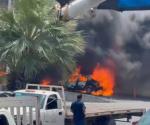 Arde parque industrial; se afectan tres vehículos