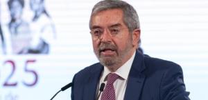 Revelación de coyotaje en citas consulares por Canciller De la Fuente