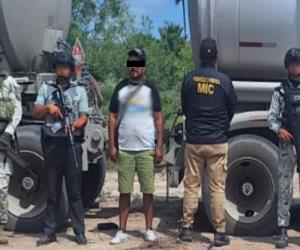 Aseguran autotanques, tractocamiones y combustible en operativos en Victoria y San Fernando