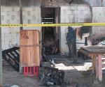 Arrasa incendio con 2 negocios en Miramar