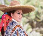 Aída Cuevas celebra 50 años de trayectoria con nuevo álbum dedicado a Juan Gabriel