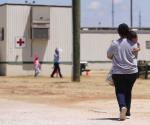 Jueza evalúa política de protección de niños inmigrantes en EE. UU.