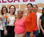 Entregan lentes en N. Laredo