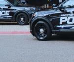 Oficial de policía herido al chocar con unidad del DPS