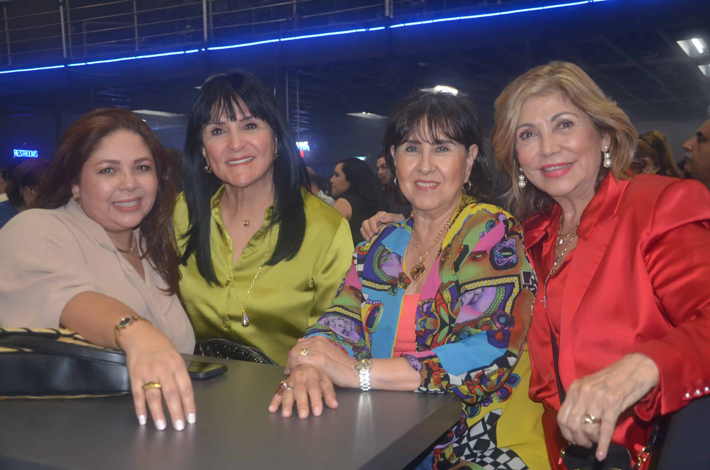 Disfrutando de Disco Stereo Tour.
