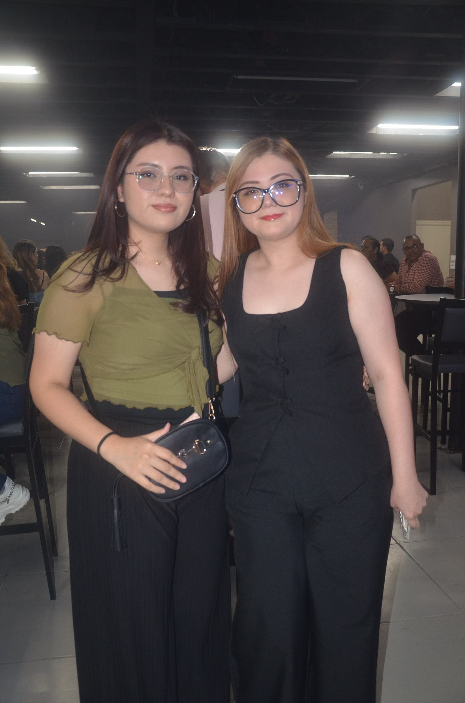 Debhany y Thelma González.