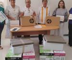 Entregan material de oficina a jefaturas de sector educativo