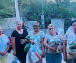 Reparte Sebien más despensas a familias