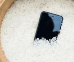 Cómo secar un celular mojado de forma segura