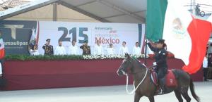 Encabeza gobernador Américo Villarreal desfile cívico-militar