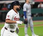 Guardianes aseguran boleto de playoffs en la Americana con victoria 3-2 sobre Rangers