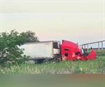 Accidente entre tráiler y camioneta deja un muerto en carretera de San Fernando