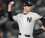 Yankees blanquean 4-0 a Medias Rojas para ganar serie de comodines. Schlittler poncha a 12