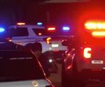 Hombres armados matan a dos personas y hieren a 12 en tiroteo en centro de capital de Alabama