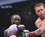 Detienen a Terence Crawford tras vencer a Canelo Álvarez