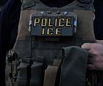 Campaña de ICE busca atraer a policías locales