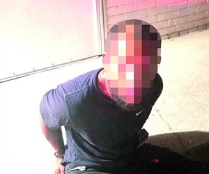 Arrestan a hombre buscado por ataque sexual a un menor