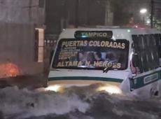 Lluvias en zona sur: caos por calles inundadas