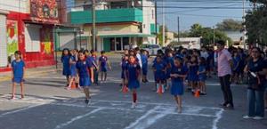 Activan a niños escolares en competencia amigable