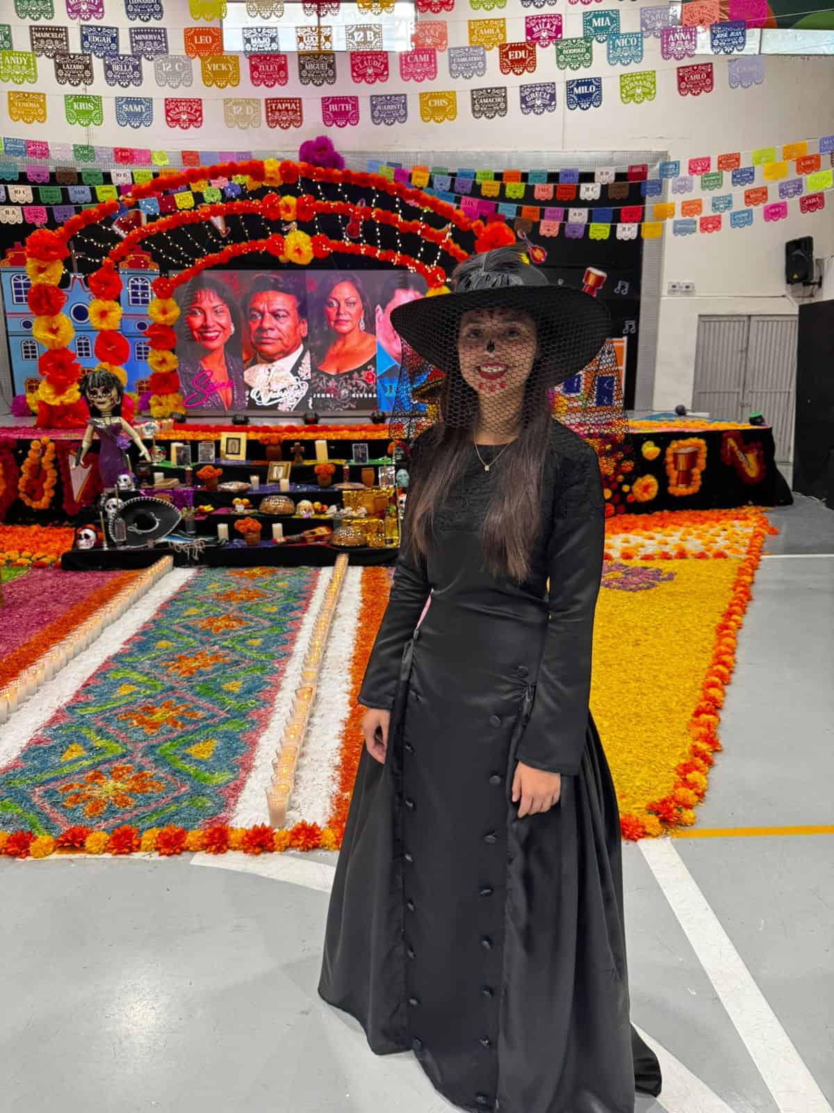 Regina Millán Guerrero, Preparatoria Colegio Mexicano.