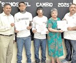 Premian a ganadores del concurso nacional Somos el Cambio