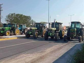 Empieza tercer día de bloqueos en carreteras de Tamaulipas